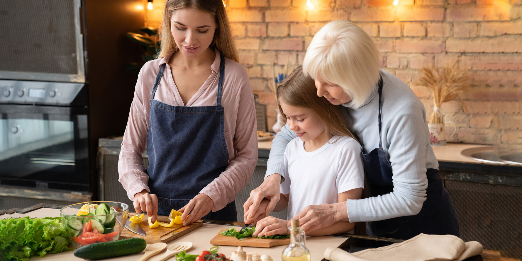 Making Healthy Eating a Priority for Fresh Fruit and Vegetable Month - EZ Melts