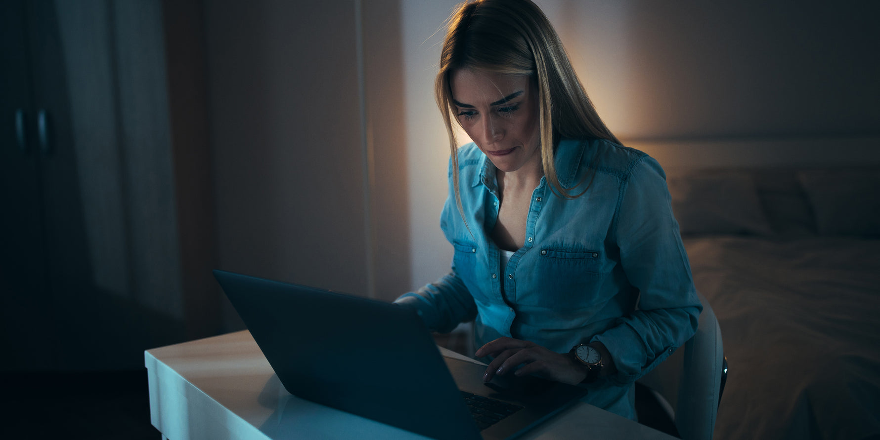 What is Revenge Bedtime Procrastination — And How to Stop - EZ Melts